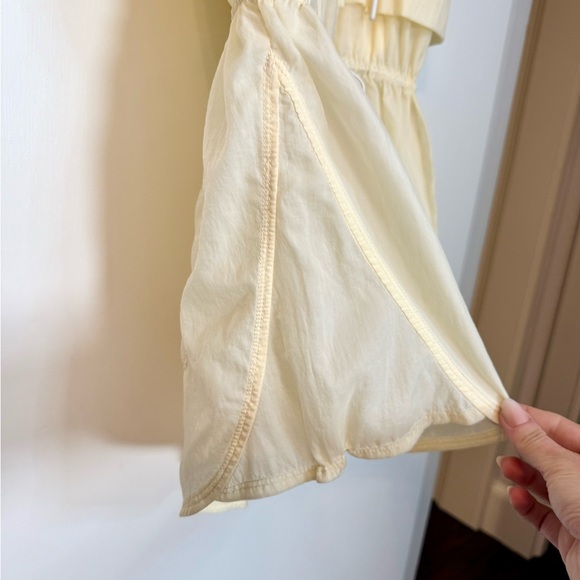 FP Free People Movement Ivory Lace Athleisure Zip Up Romper NWT- Size Small - Picture 4 of 8